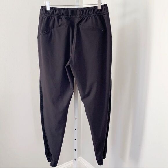 Athleta Quest Jogger Pants - Picture 8 of 15